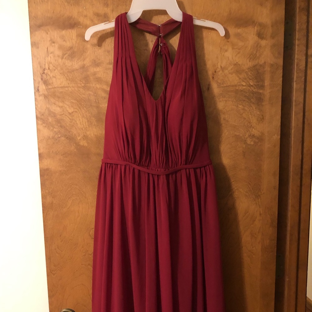 Azazie size 16 with breast pads. Burgundy